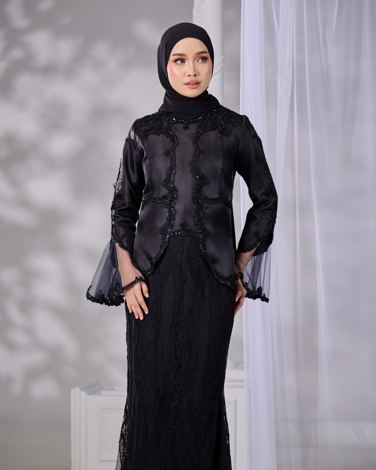 MIRANDA KURUNG (BLACK)