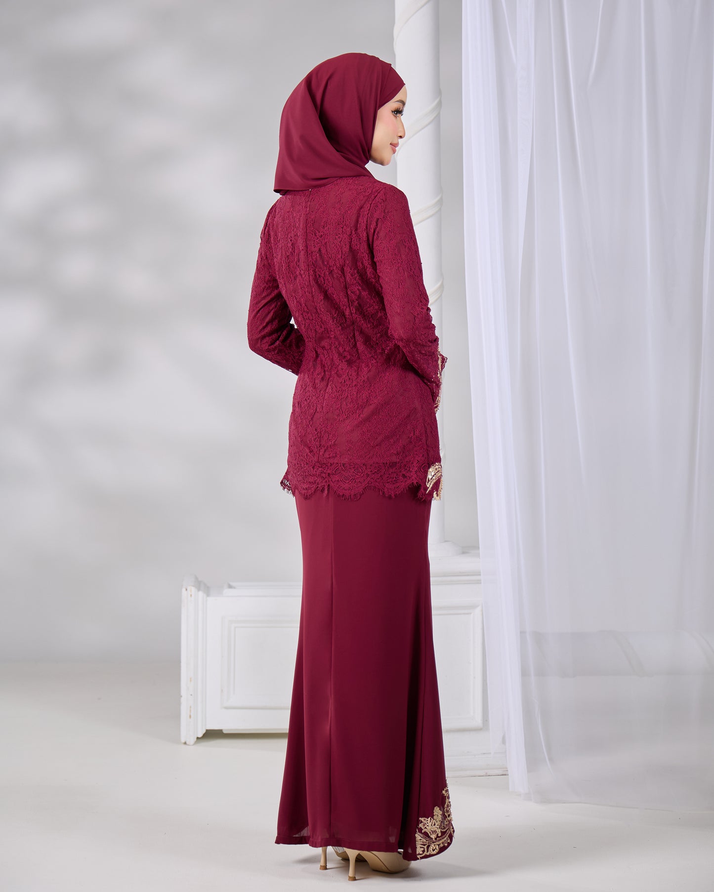 MINOR DEFECT HAYFA KURUNG (BURGUNDY)