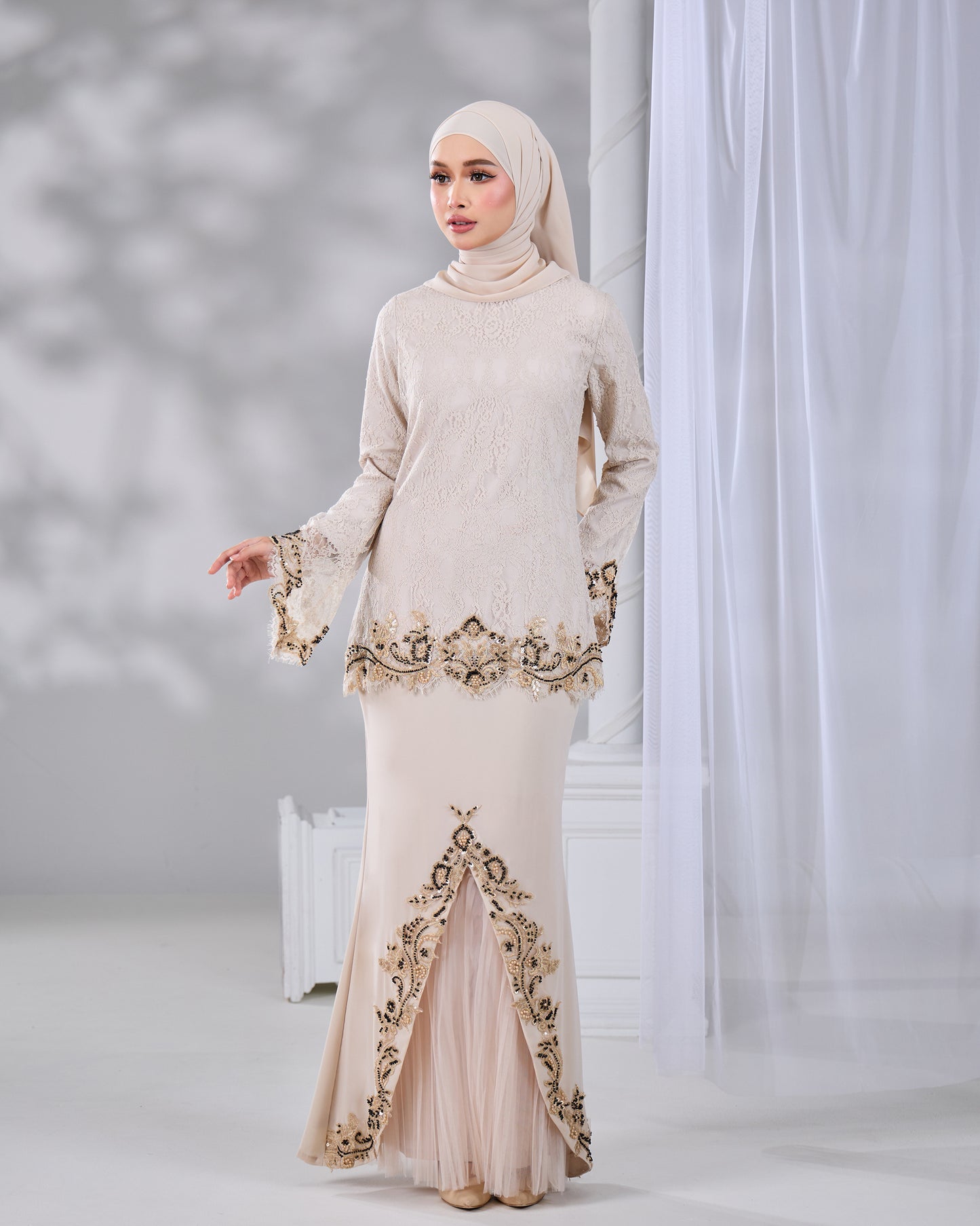 HAYFA KURUNG (CHAMPAGNE)