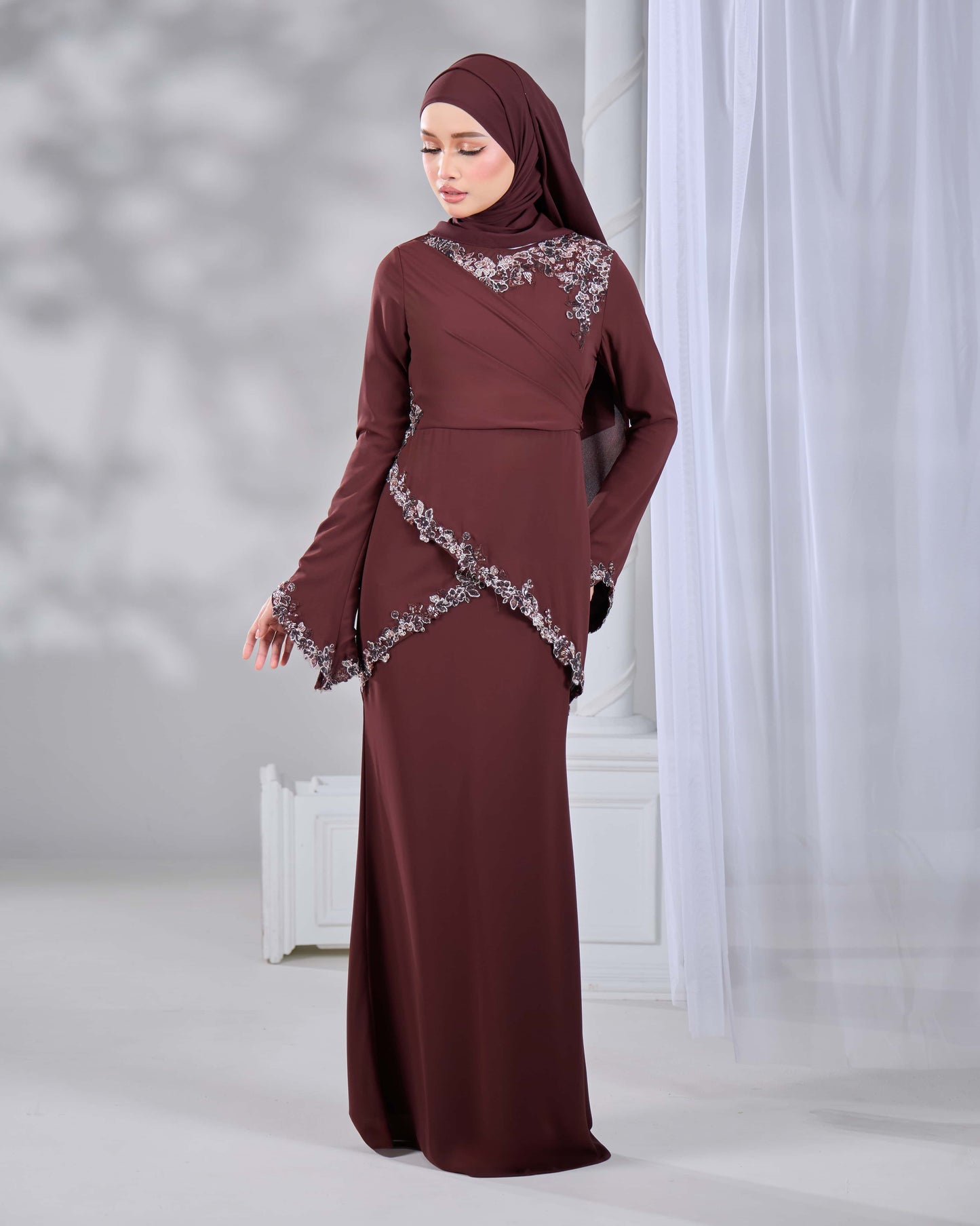 RAISSA DRESS (RICH BROWN)