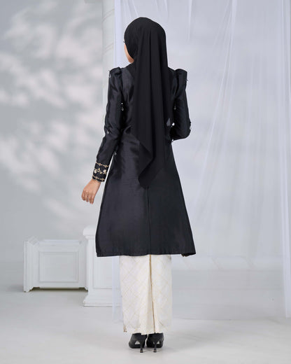 NADRA KURUNG (BLACK)