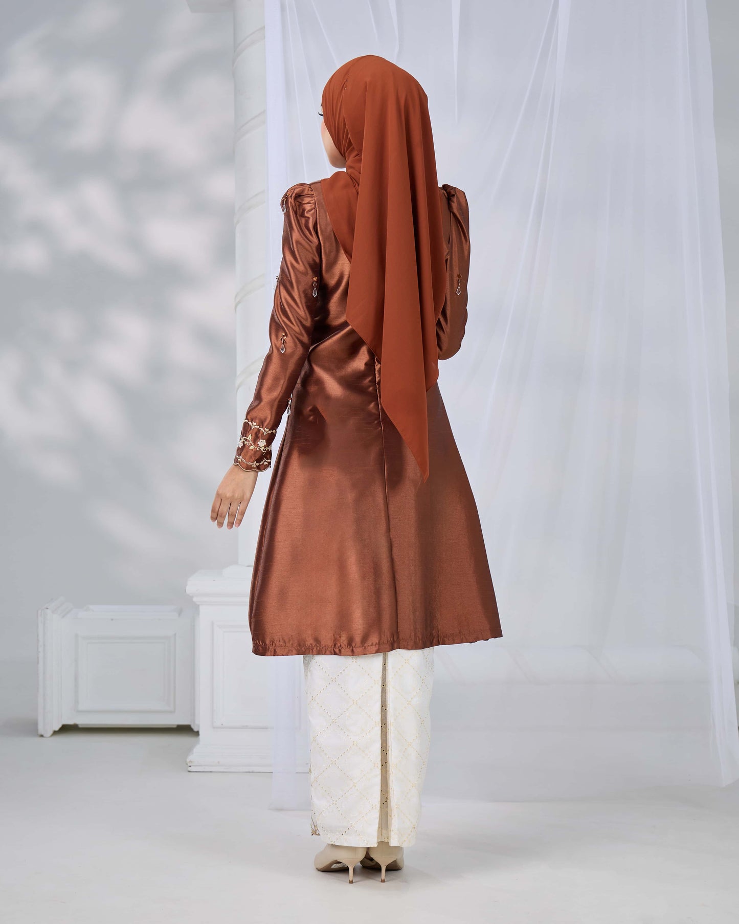 MINOR DEFECT NADRA KURUNG (BROWN)