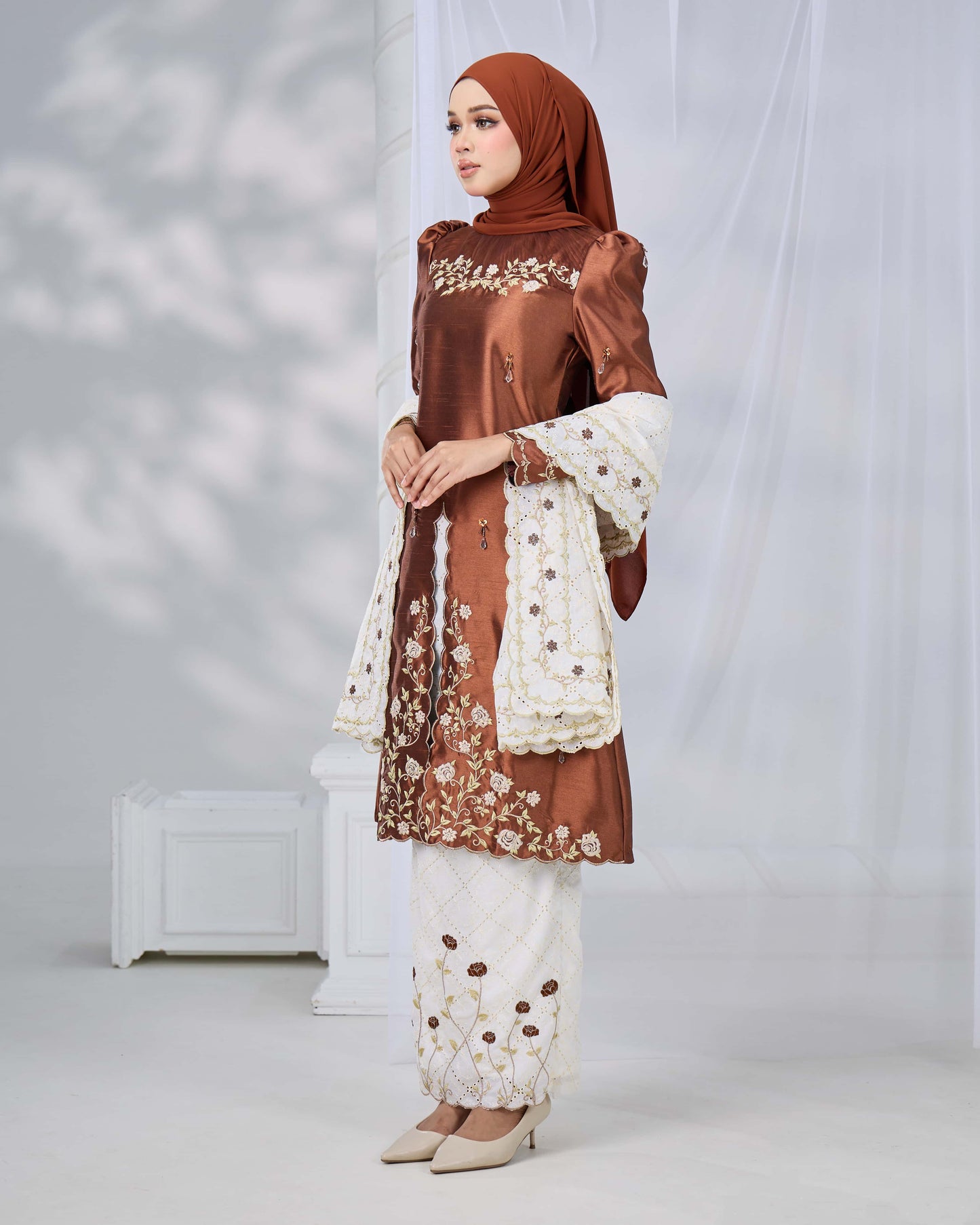 MINOR DEFECT NADRA KURUNG (BROWN)