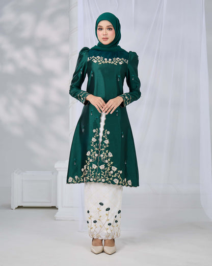 MINOR DEFECT NADRA KURUNG (EMERALD GREEN)
