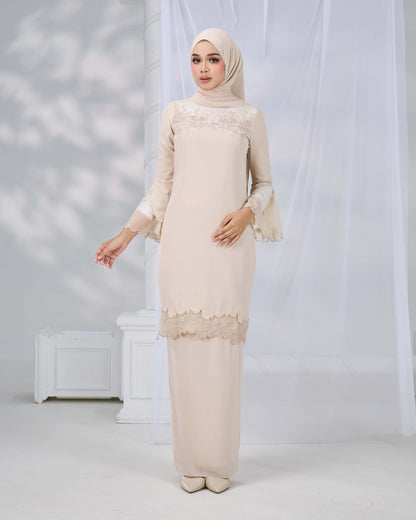 EVARIS KURUNG (CHAMPAGNE)