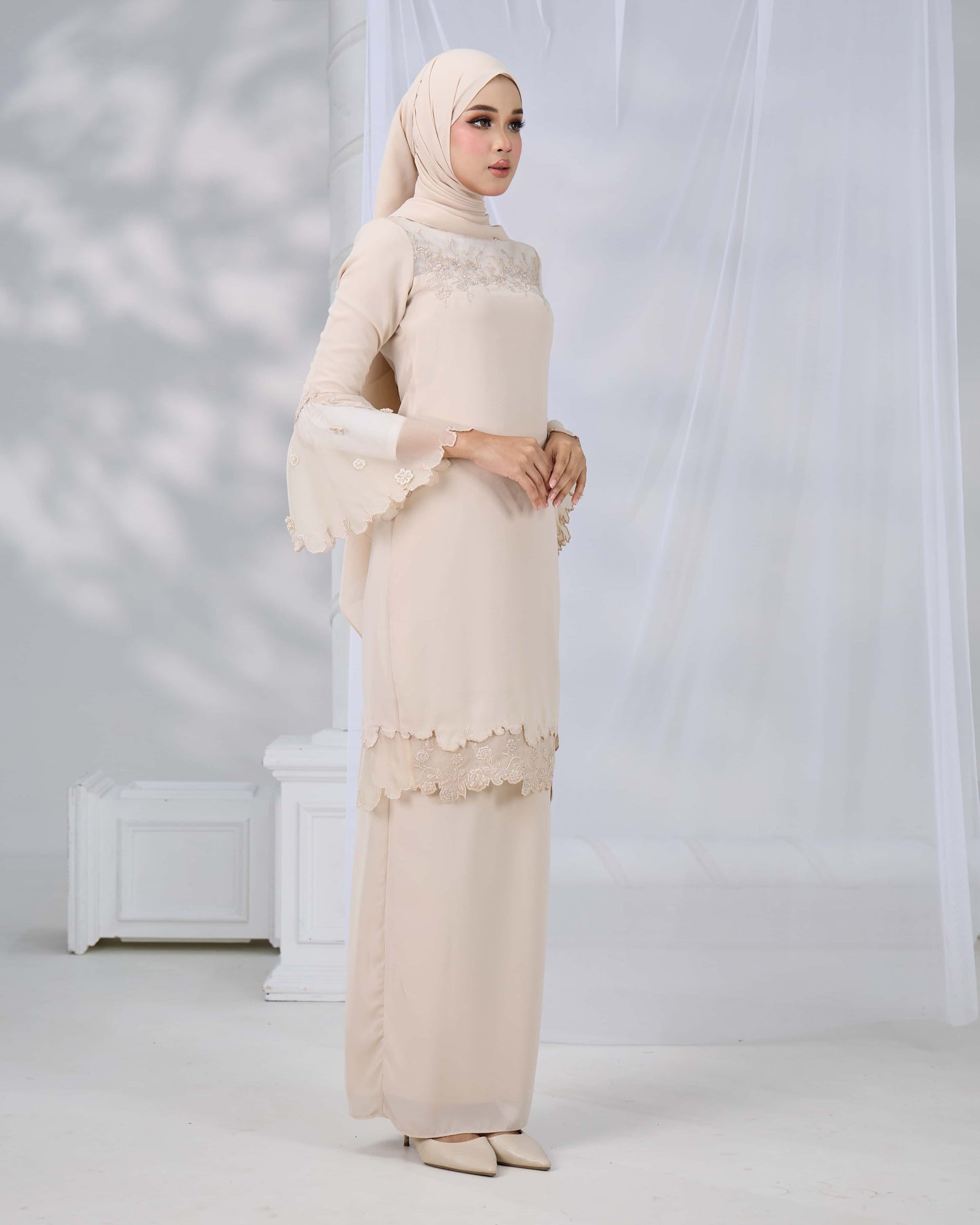 EVARIS KURUNG (CHAMPAGNE)