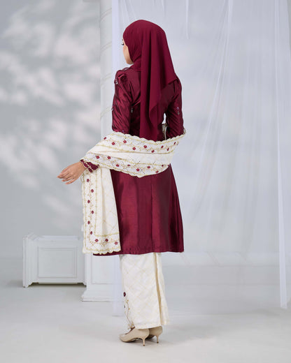 NADRA VEIL (BURGUNDY)