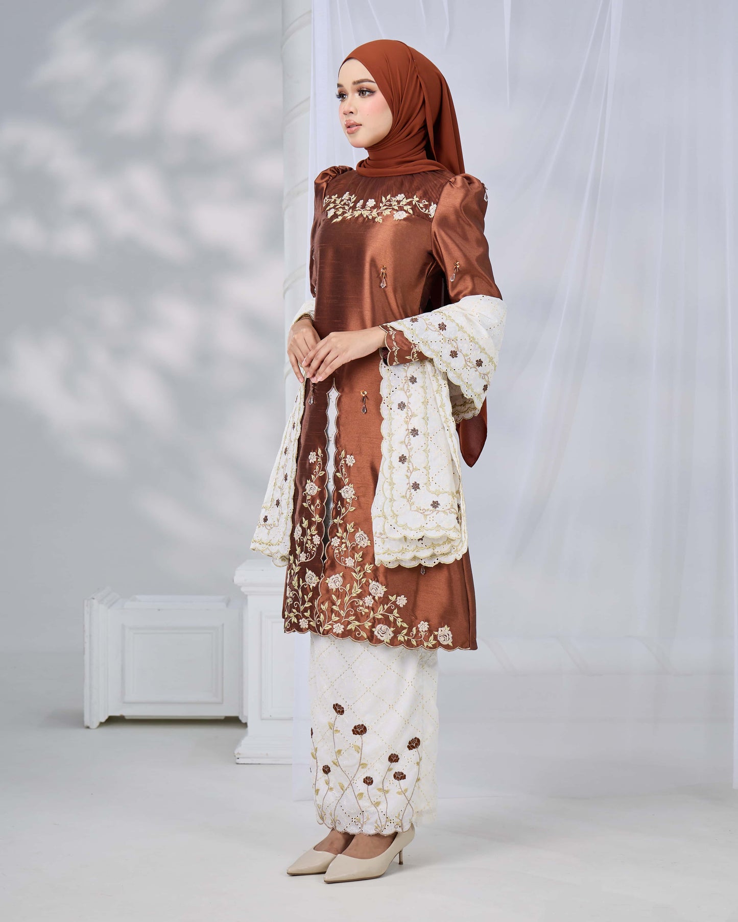 NADRA VEIL (BROWN)