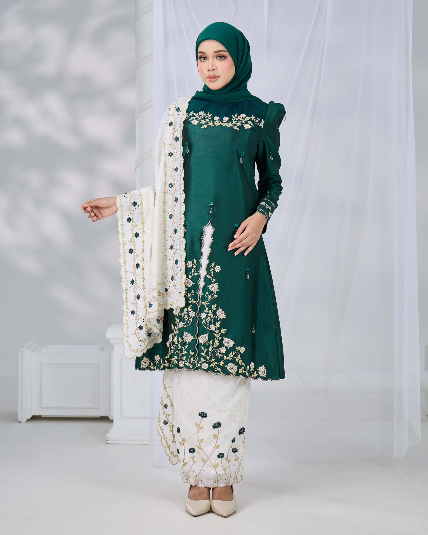 NADRA VEIL (EMERALD GREEN)