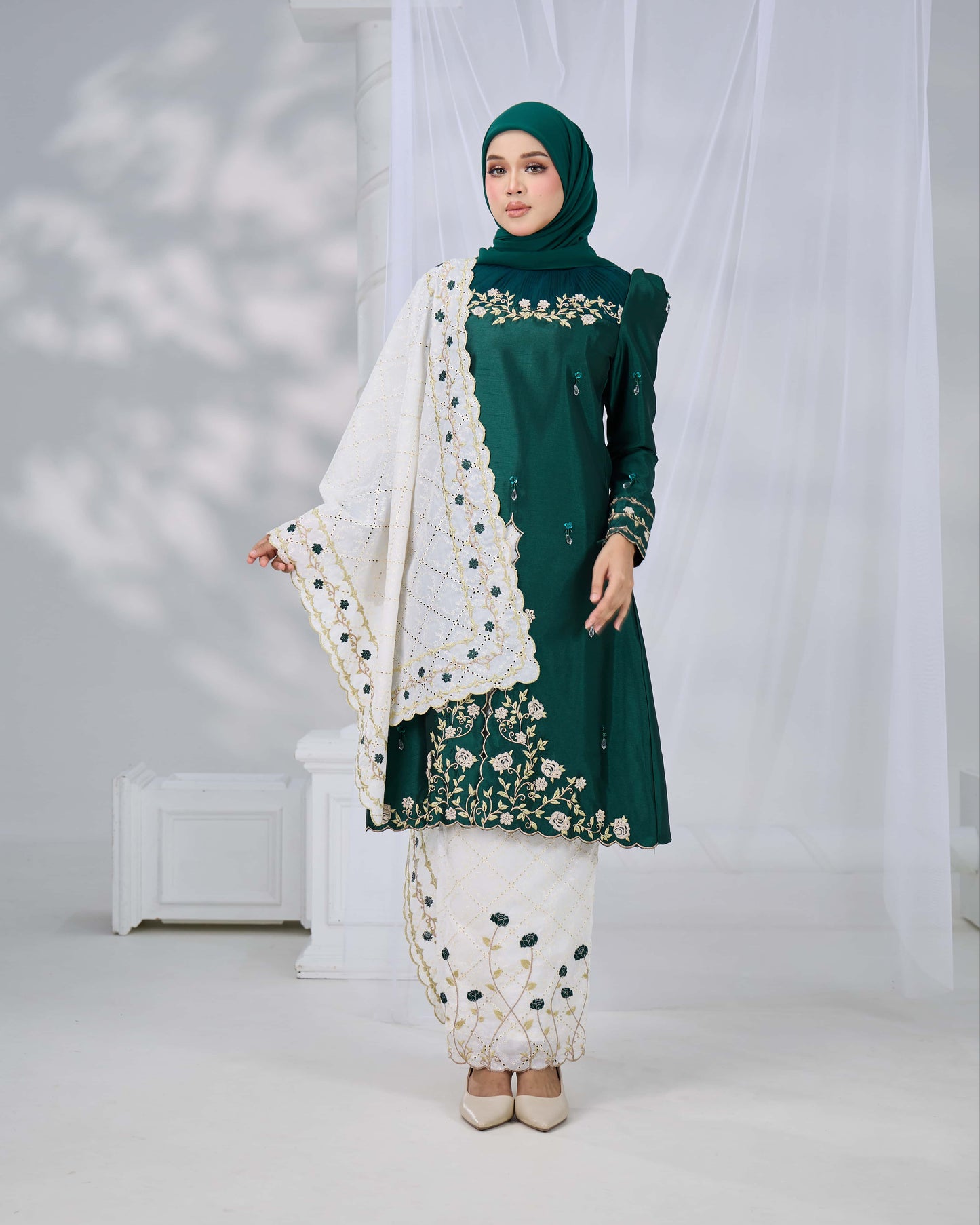 NADRA VEIL (EMERALD GREEN)