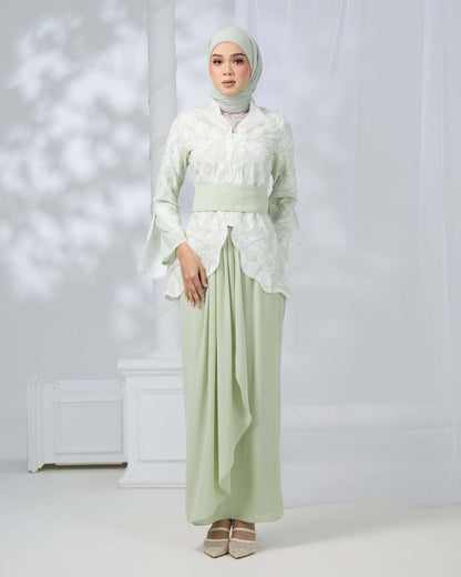 EVELIA KURUNG (GREEN TEA)