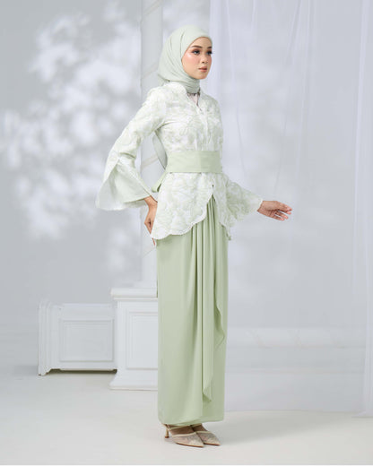 EVELIA KURUNG (GREEN TEA)