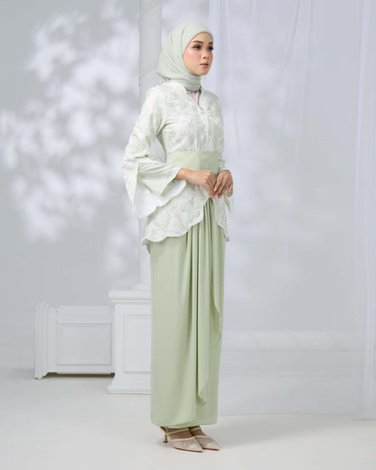 EVELIA KURUNG (GREEN TEA)
