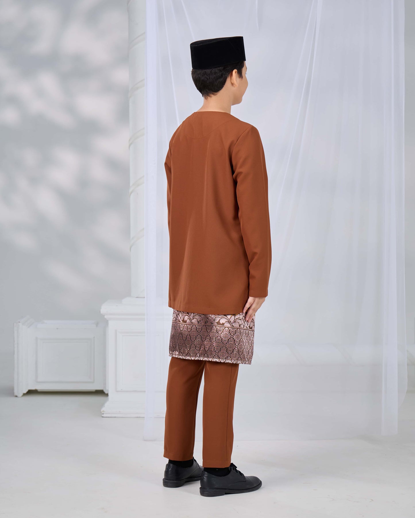 MINOR DEFECT ARJUNA TELUK BELANGA KIDS (BROWN)