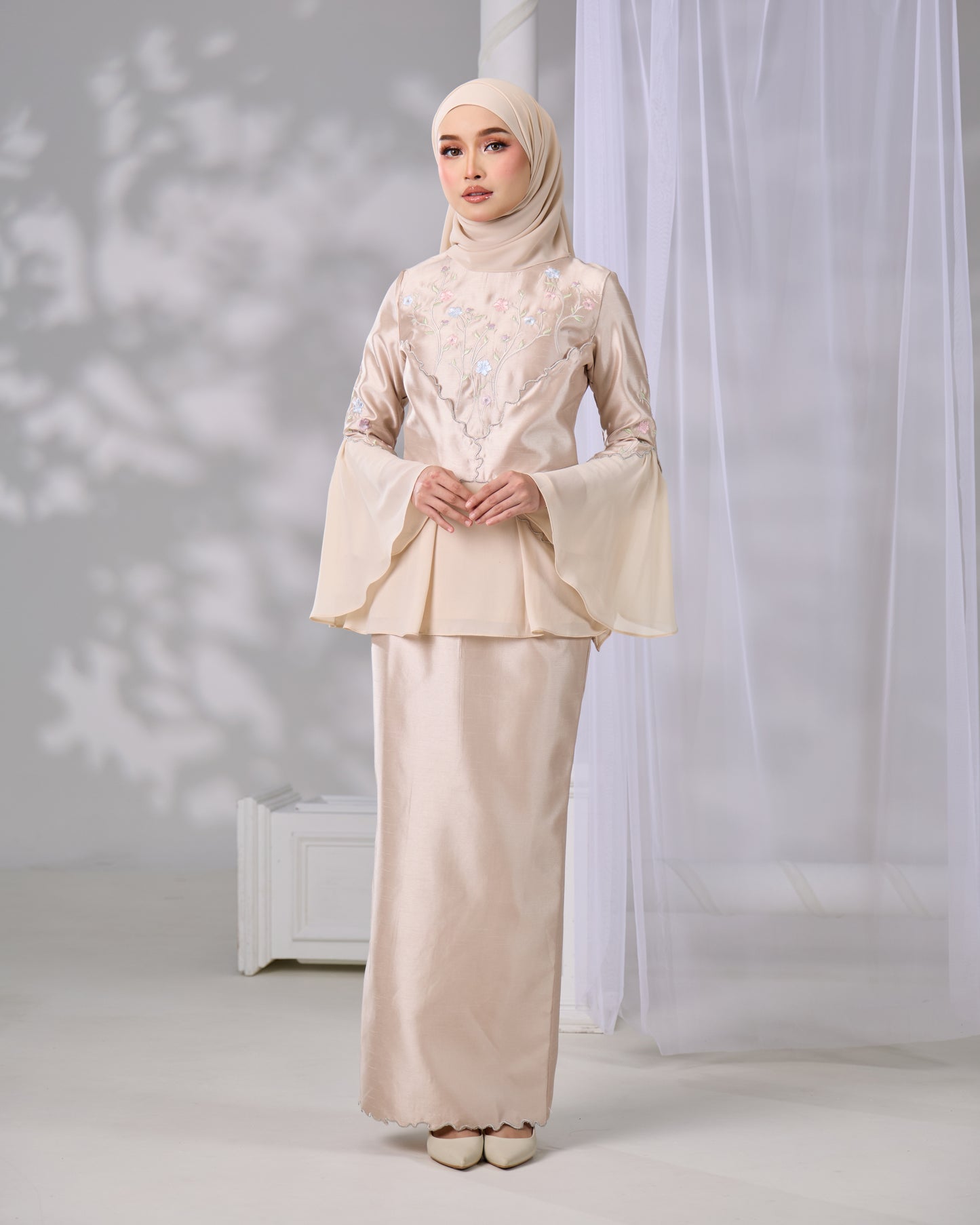 RINAE KURUNG (CHAMPAGNE)