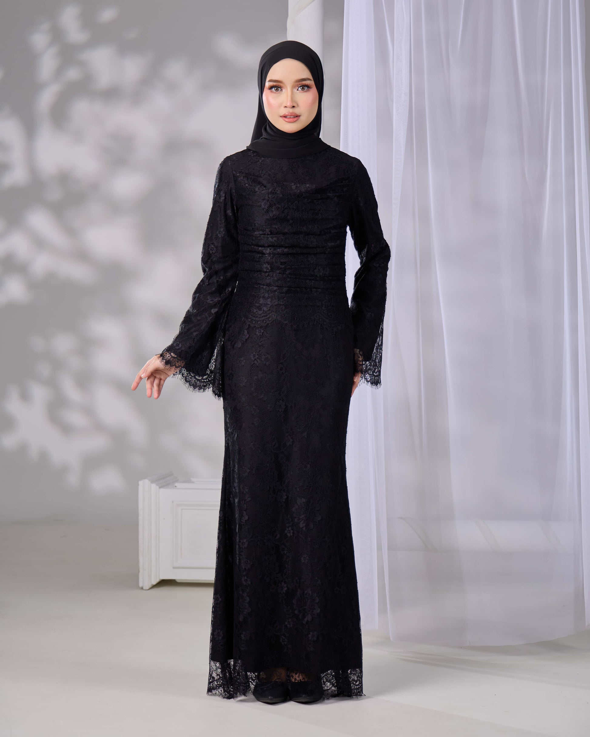 IVANNA DRESS (BLACK) Hijabistahub IVANNA DRESS (BLACK) Hijabistahub