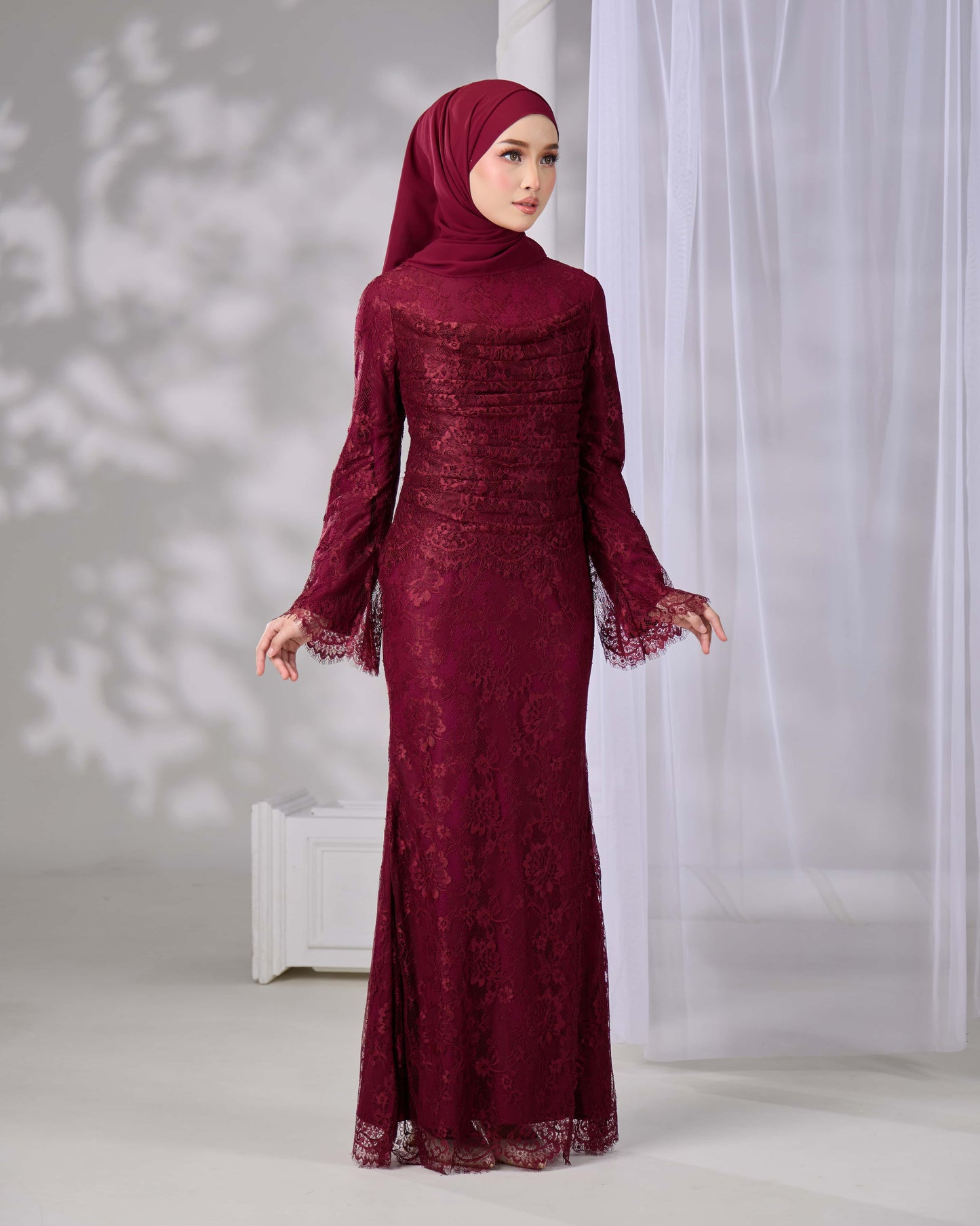 IVANNA DRESS (BURGUNDY)