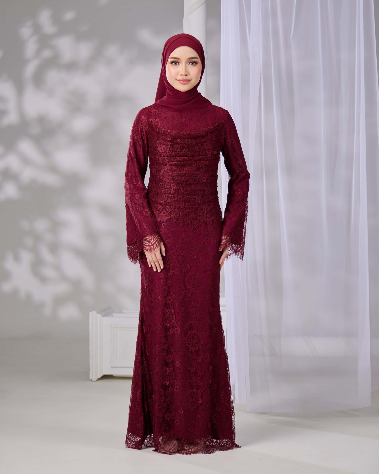 IVANNA DRESS (BURGUNDY)