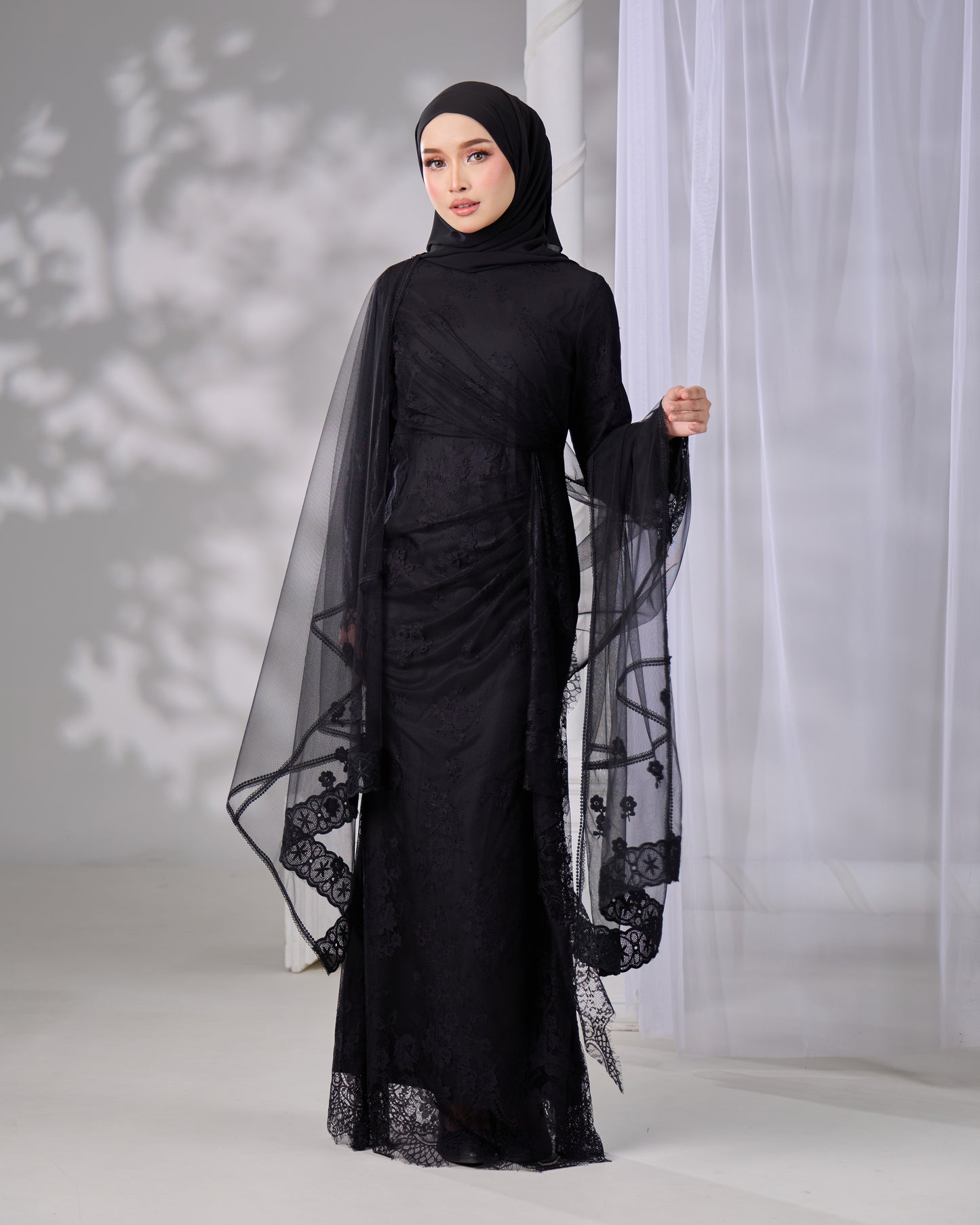 MIRANA DRESS (BLACK)