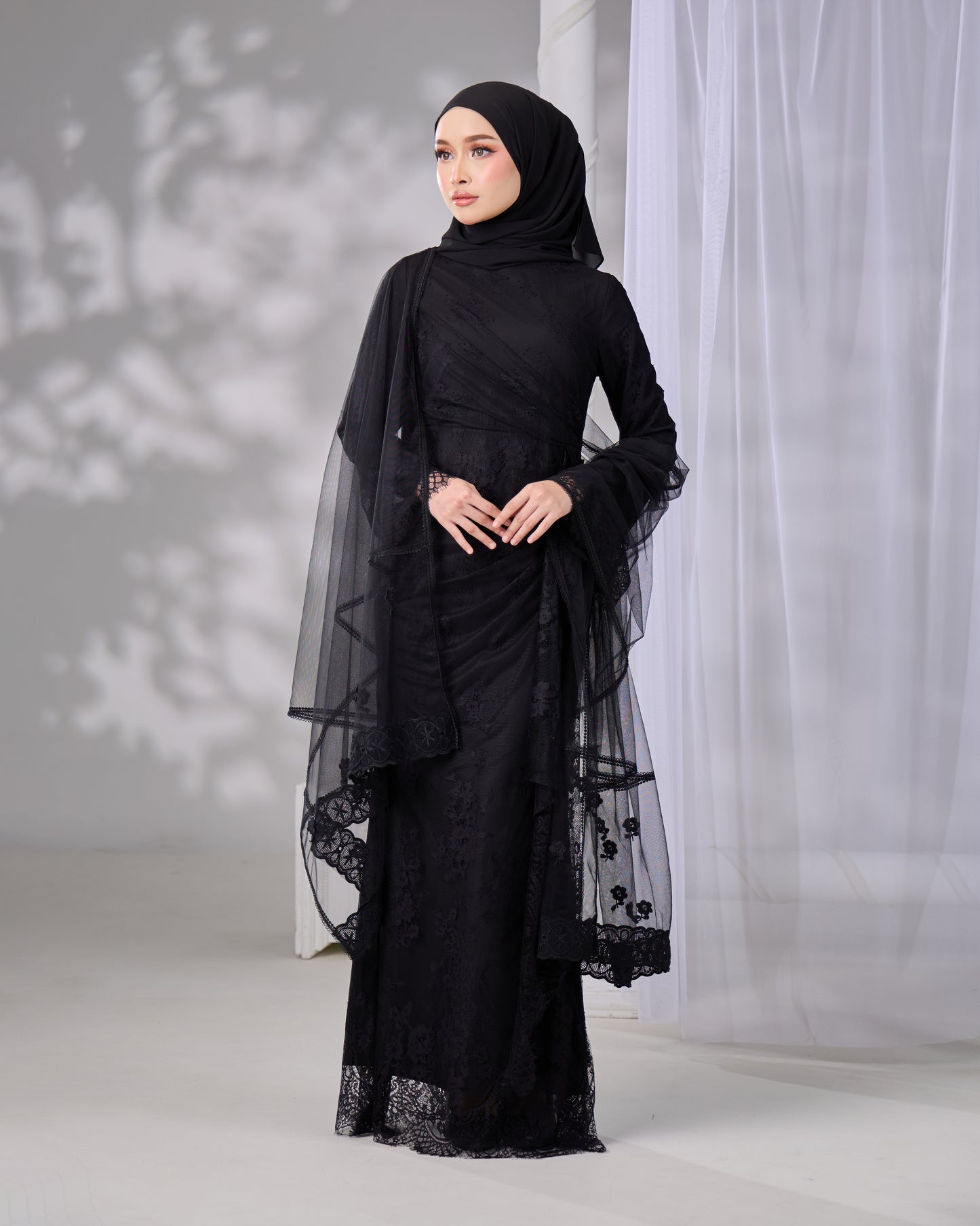 MIRANA DRESS (BLACK)