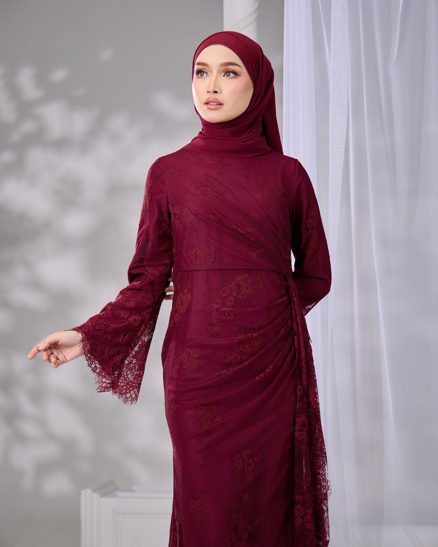 MIRANA DRESS (BURGUNDY)