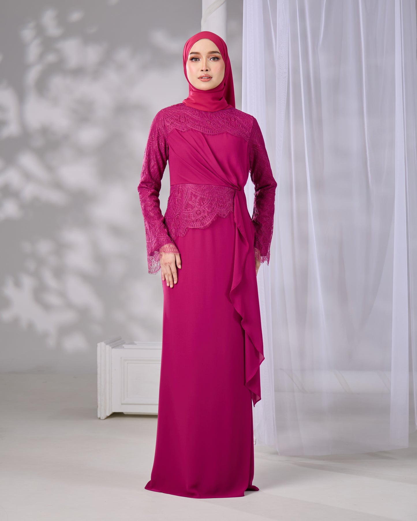 AZELINA DRESS (DARK FUCHSIA)