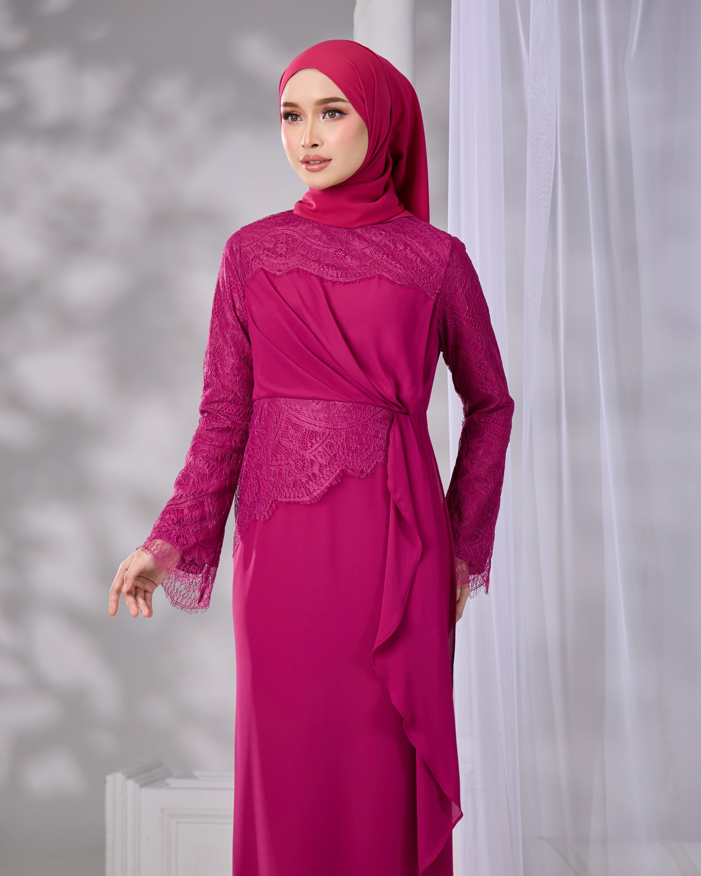 AZELINA DRESS (DARK FUCHSIA)