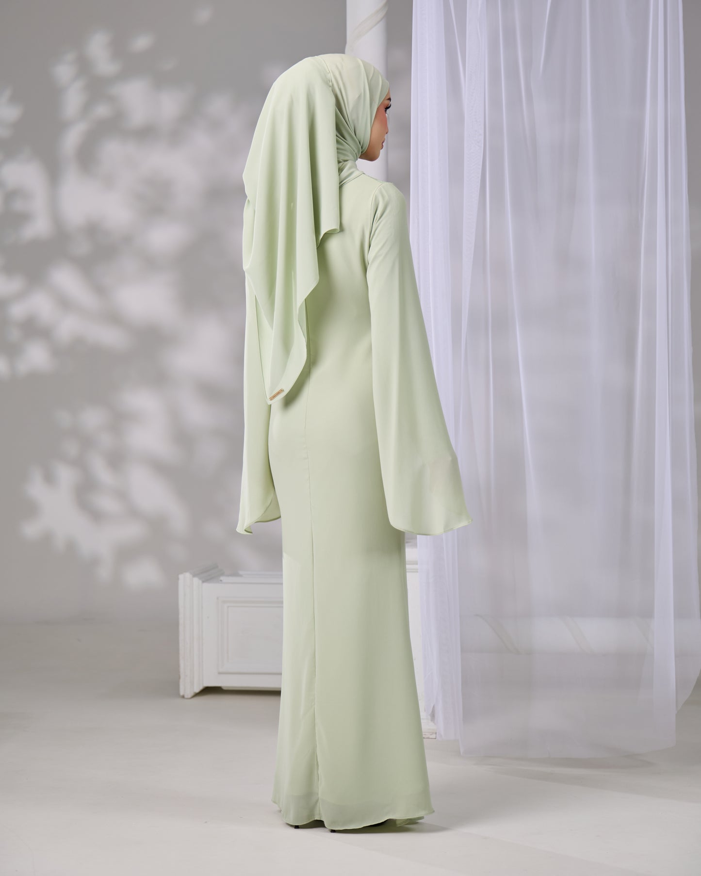 NAWHA DRESS (GREEN TEA)