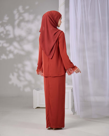 ELVARA MINI KURUNG (BRICK ORANGE)