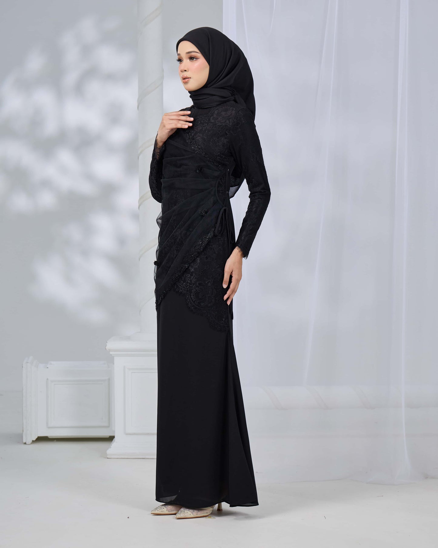 ERISHYA DRESS (BLACK)