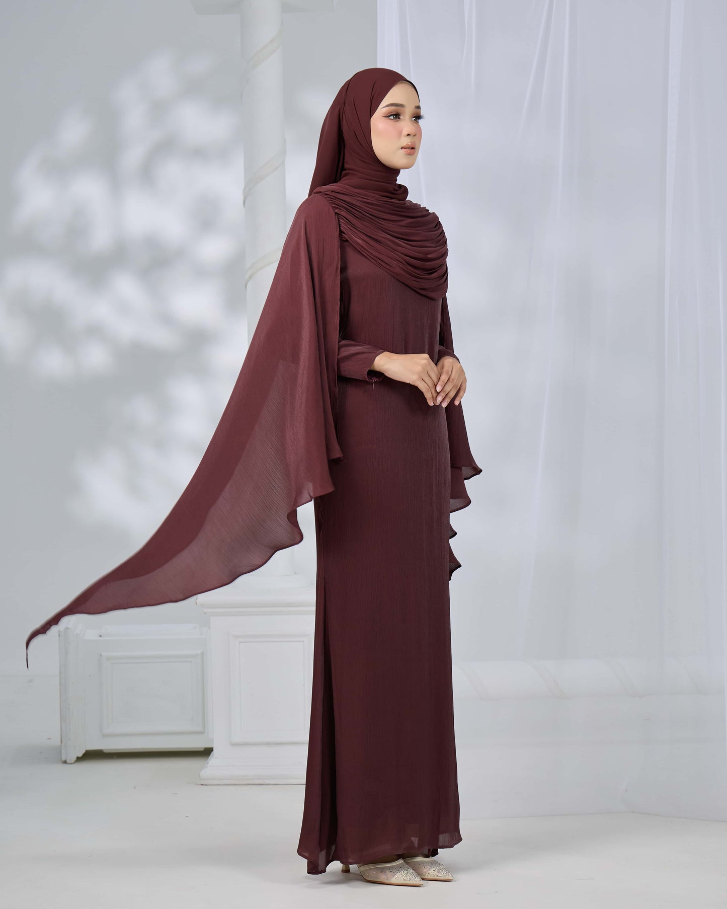 ARLENA DRESS (RICH BROWN)