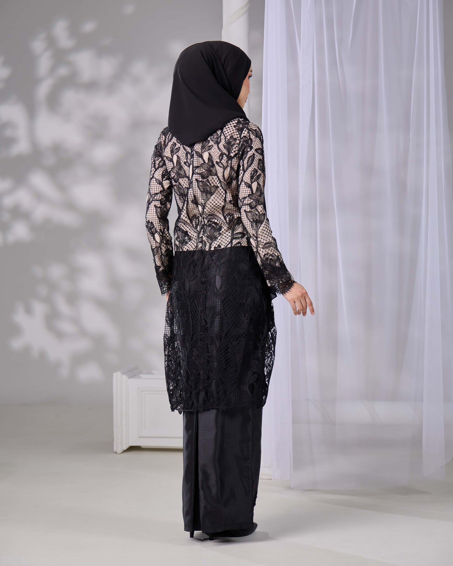 QAIRINA KURUNG (BLACK)