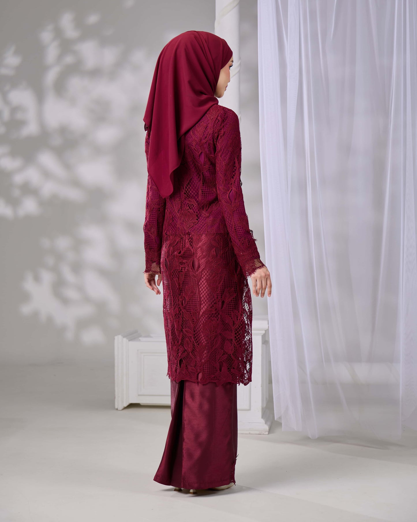 QAIRINA KURUNG (BURGUNDY)