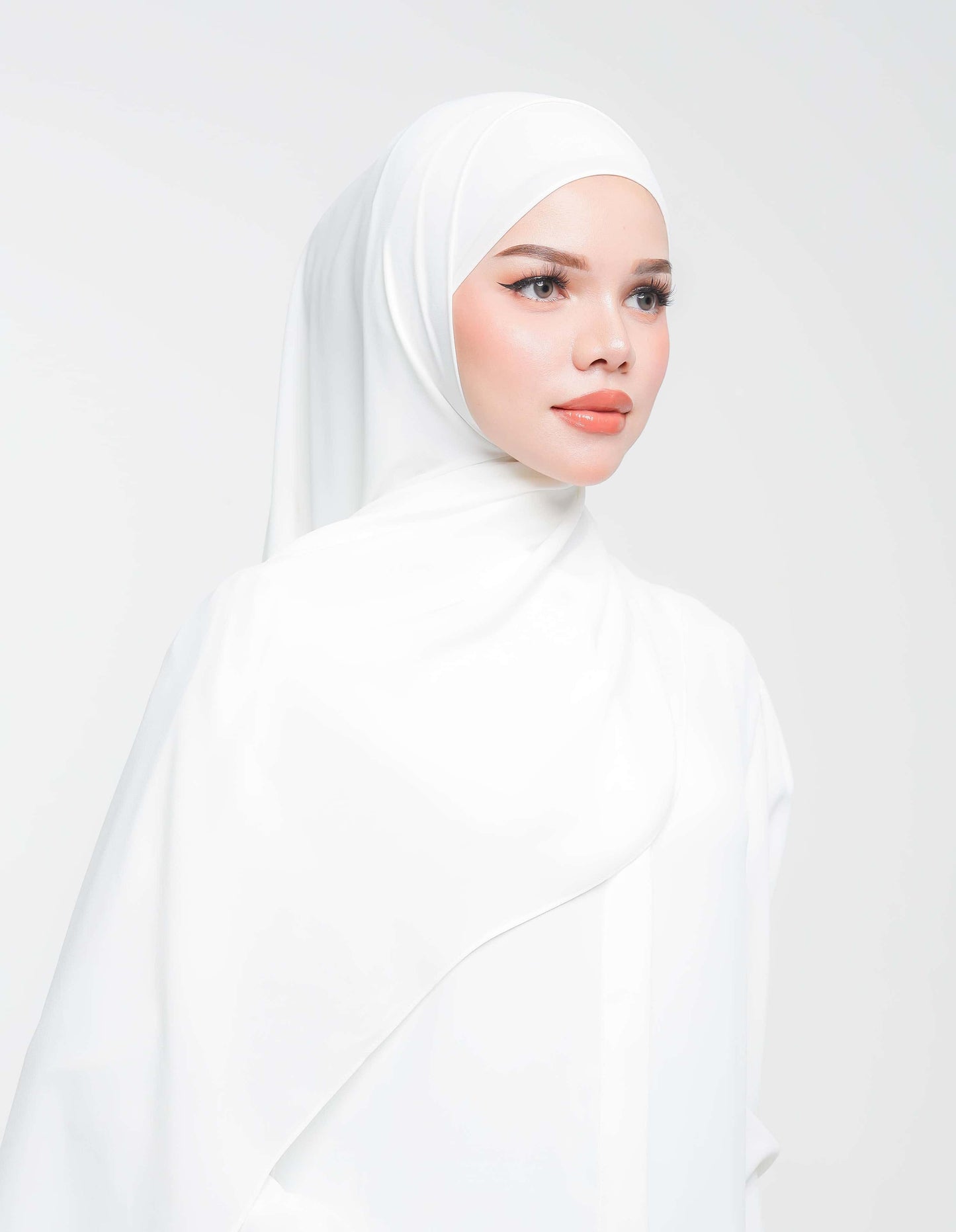 THALIA SHAWL (OFF WHITE)