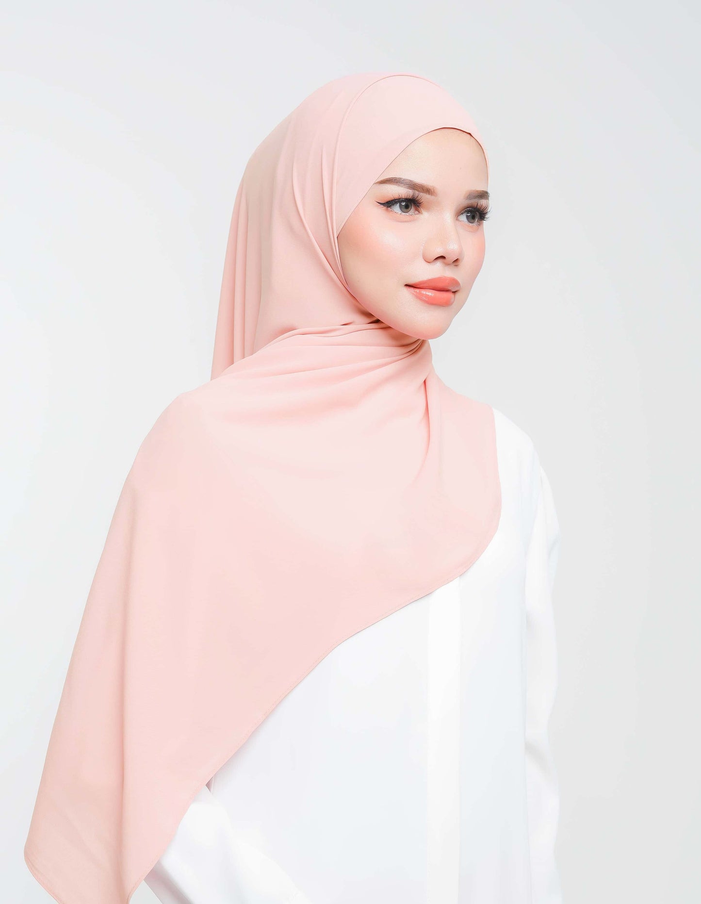 THALIA SHAWL (SALMON) C054