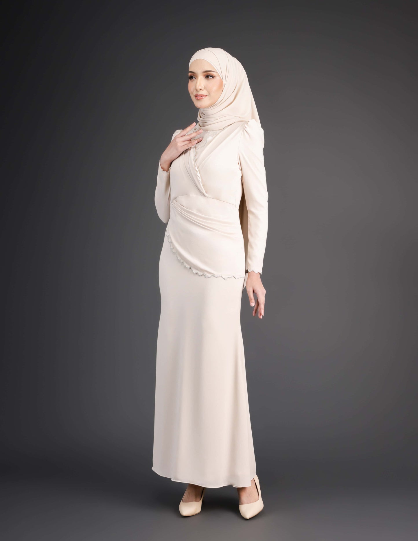 TIHANI DRESS (CHAMPAGNE)