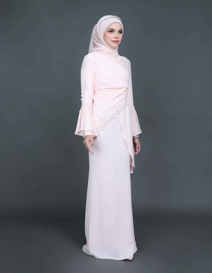 MINOR DEFECT TRISYA DRESS (PEACH)