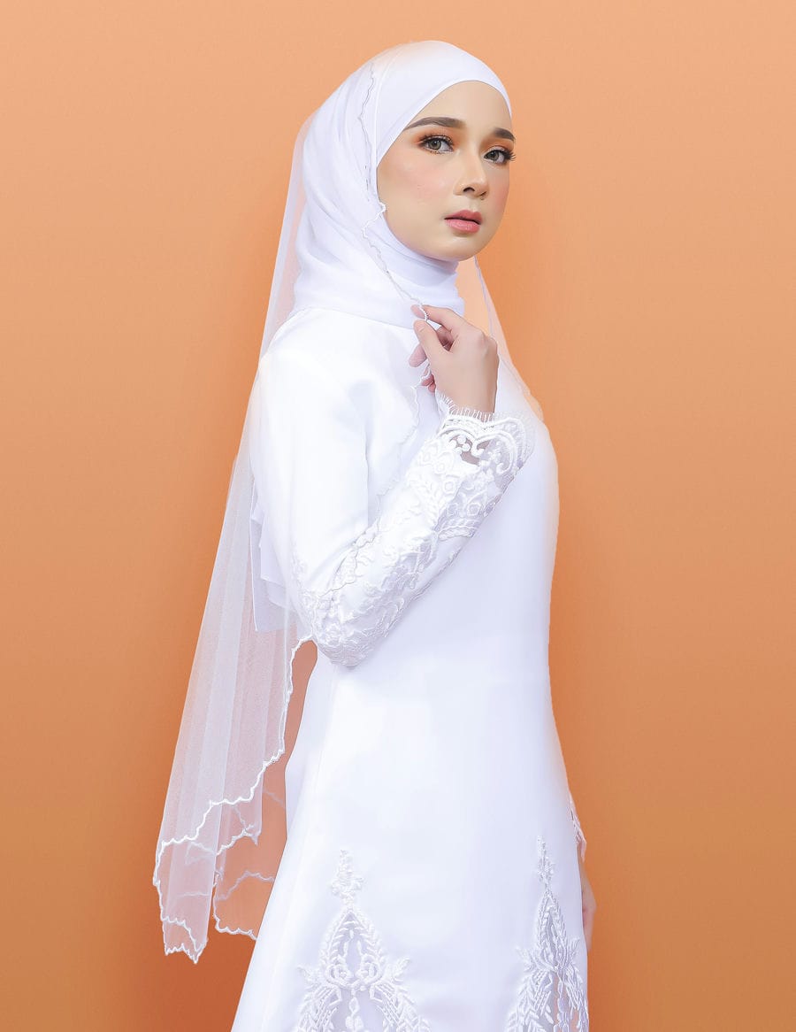 VEIL CODE A06 (WHITE)