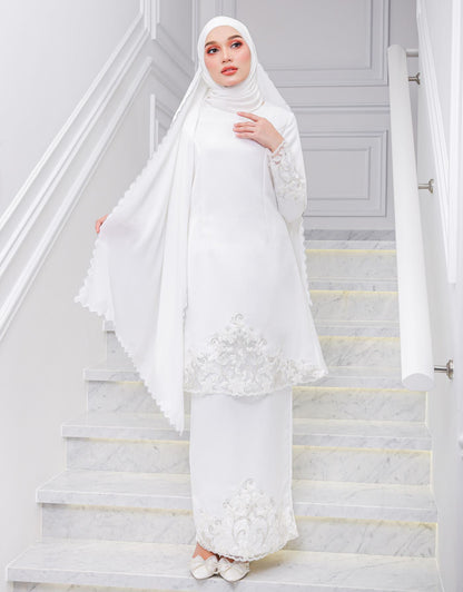 VEIL CODE A08 (OFF WHITE SILVER)