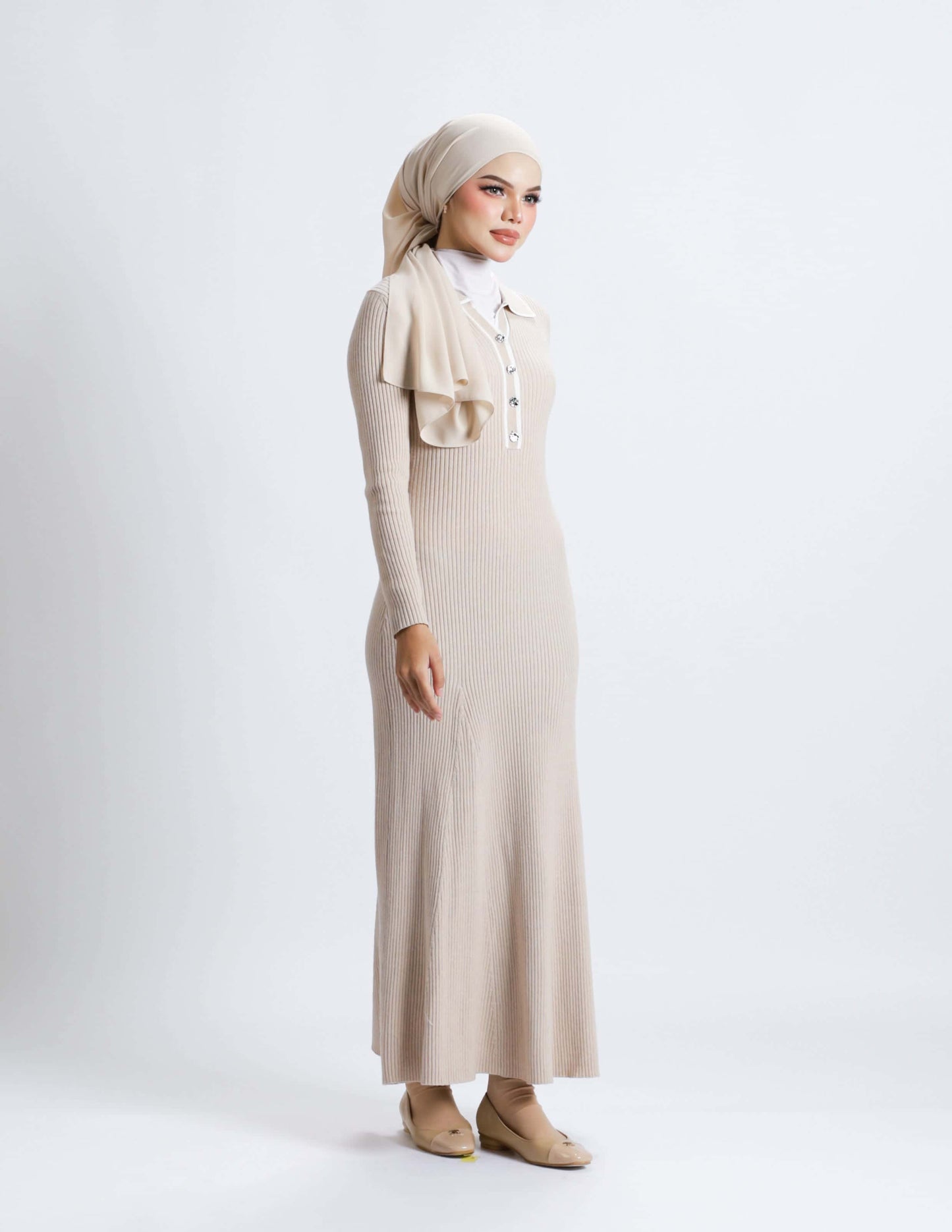 MINOR DEFECT VICTORIA PLAIN DRESS (NUDE)