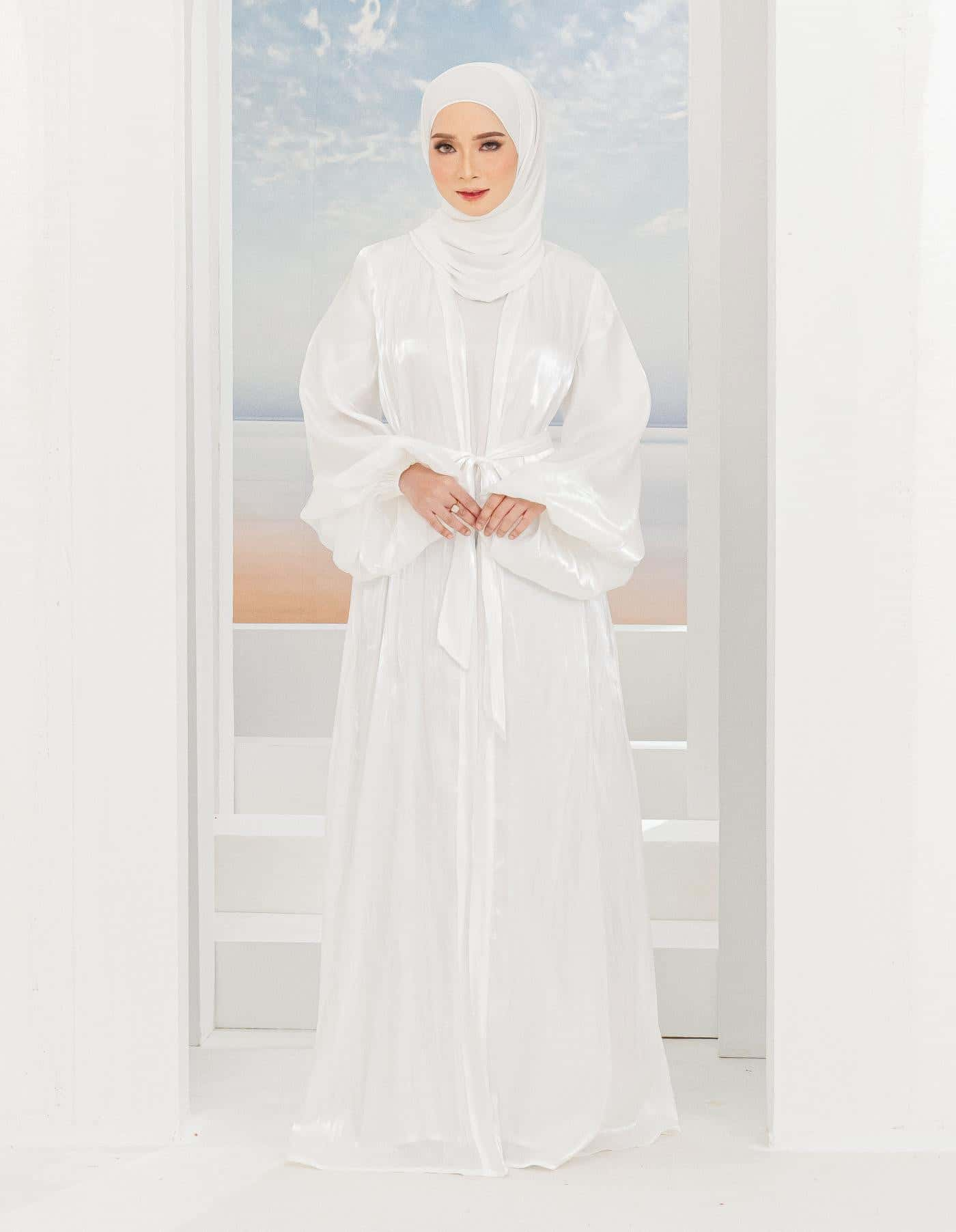 WADINA ABAYA (OFF WHITE)