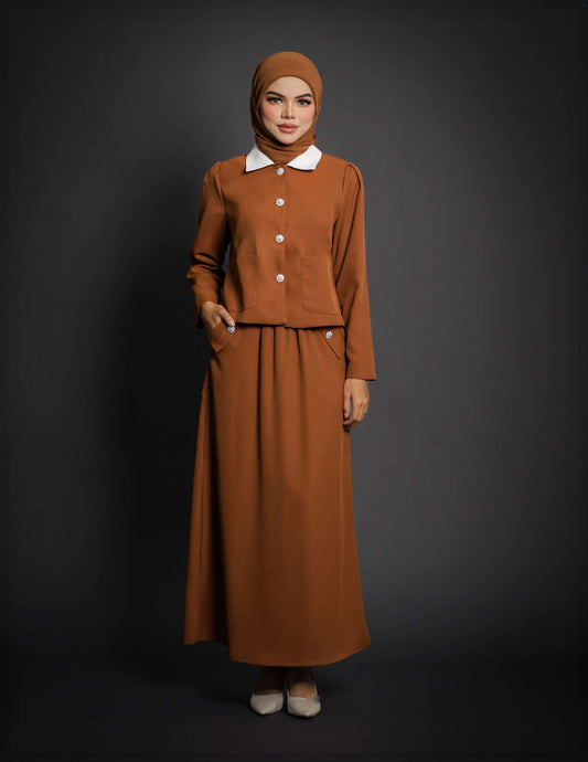 YURI DRESS (BROWN)