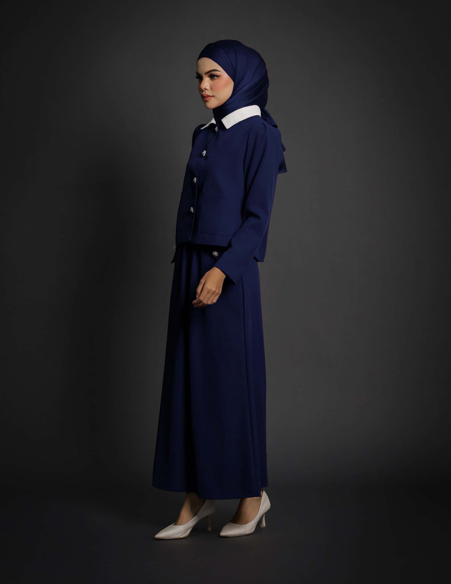 YURI DRESS (NAVY BLUE)